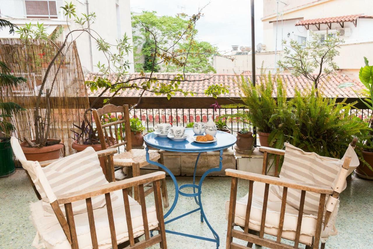 Stylish Flat With Veranda In The Heart Of Atenas Exterior foto